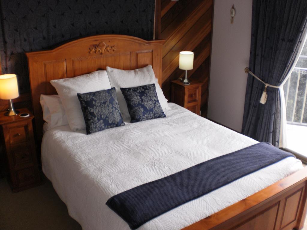 Rooftops Bed And Breakfast Ulmarra Room photo